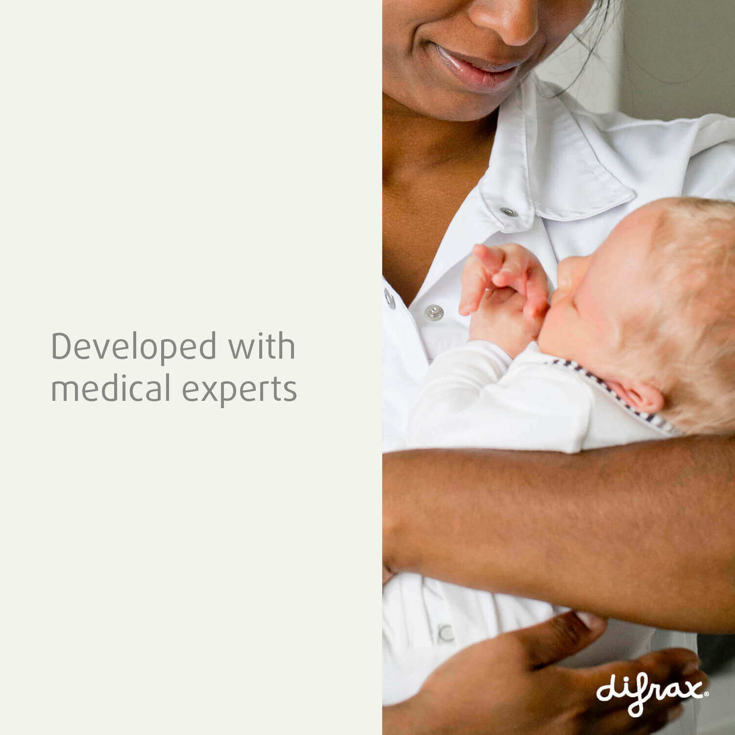 Emotionele close-up van medisch expert die pasgeboren baby vasthoudt, focus op natuurlijke borst- en flesvoeding combinatie met Difrax