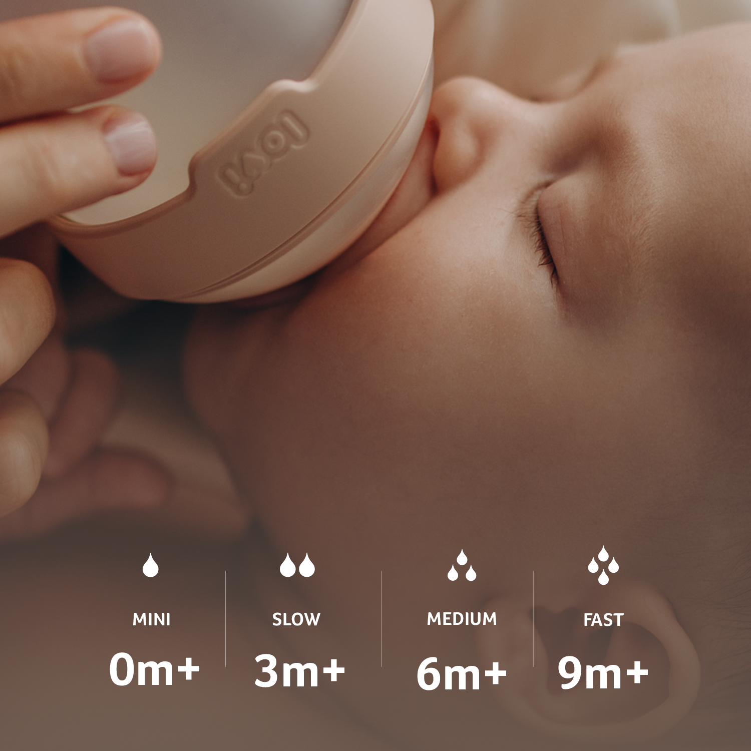 Mammafeel flessen en flessenspenen uit de Samen Groeien Set met verschillende maten, passend bij elke groeifase van je baby.